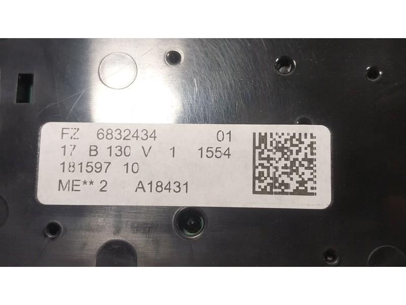 Recambio de piloto interior para bmw x1 (f48) xdrive 20 d referencia OEM IAM  683243401 