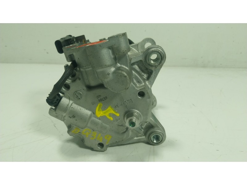 Recambio de compresor aire acondicionado para bmw x1 (f48) xdrive 20 d referencia OEM IAM  64526826879 