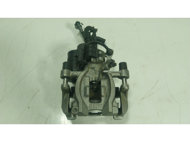 Recambio de pinza freno trasera derecha para bmw x1 (f48) xdrive 20 d referencia OEM IAM  679896205 