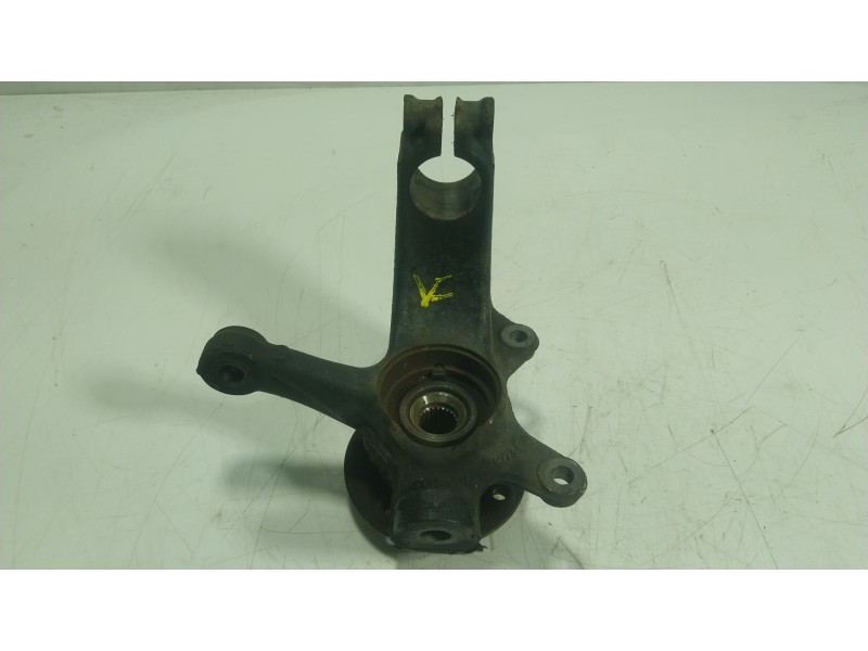 Recambio de mangueta delantera izquierda para peugeot 108 1.2 referencia OEM IAM   