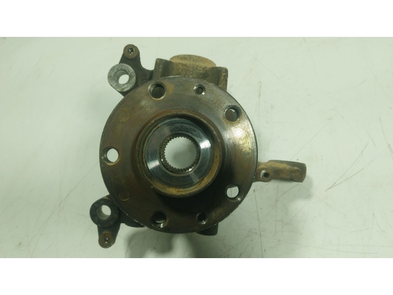 Recambio de mangueta delantera izquierda para peugeot boxer furgoneta 2.2 bluehdi 140 referencia OEM IAM   