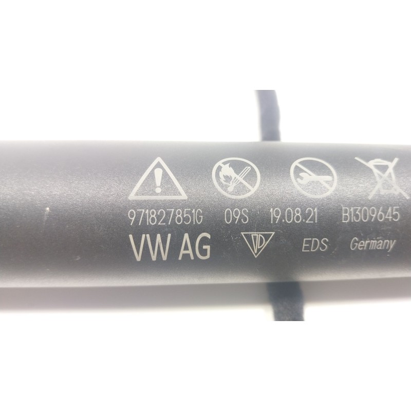 Recambio de amortiguadores maletero / porton para porsche panamera (971) 4.0 turbo s (97bfr1) referencia OEM IAM  971827851G 