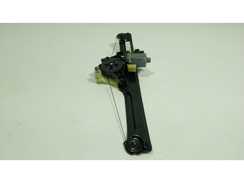 Recambio de elevalunas trasero derecho para porsche panamera (971) 4.0 turbo s (97bfr1) referencia OEM IAM  971839402B 