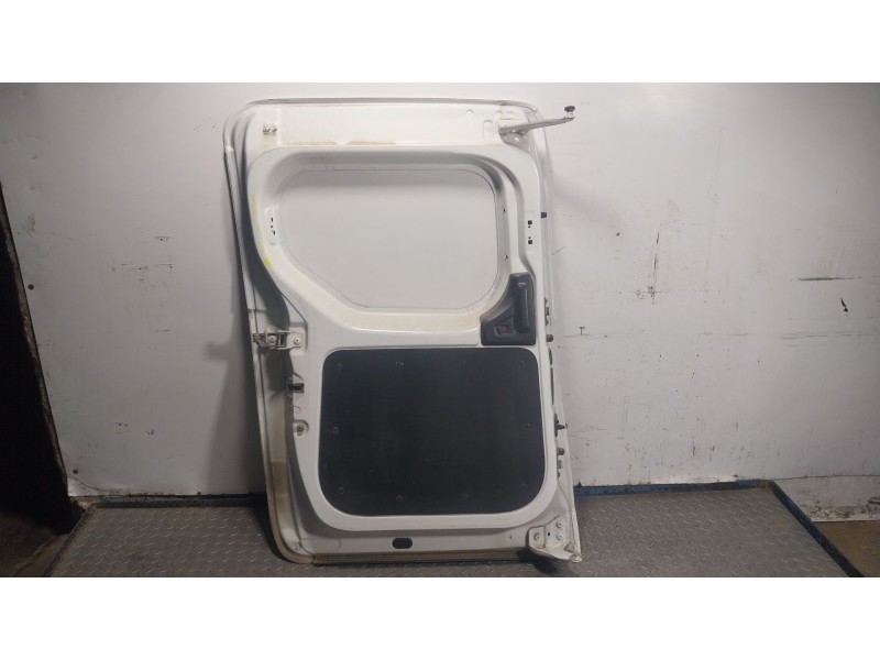 Recambio de puerta lateral izquierda para dacia dokker furgoneta/monovolumen 1.6 referencia OEM IAM 821013917R  