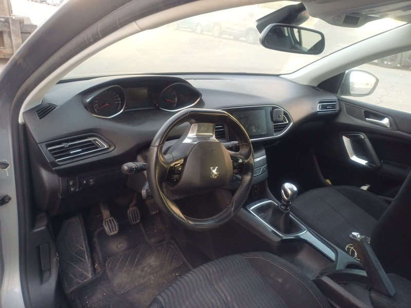 peugeot 308 ii (lb_, lp_, lw_, lh_, l3_) del año 2015