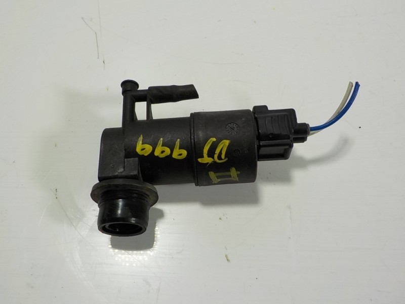 Recambio de bomba limpia para toyota yaris hybrid active referencia OEM IAM 853300F020 853300F020 