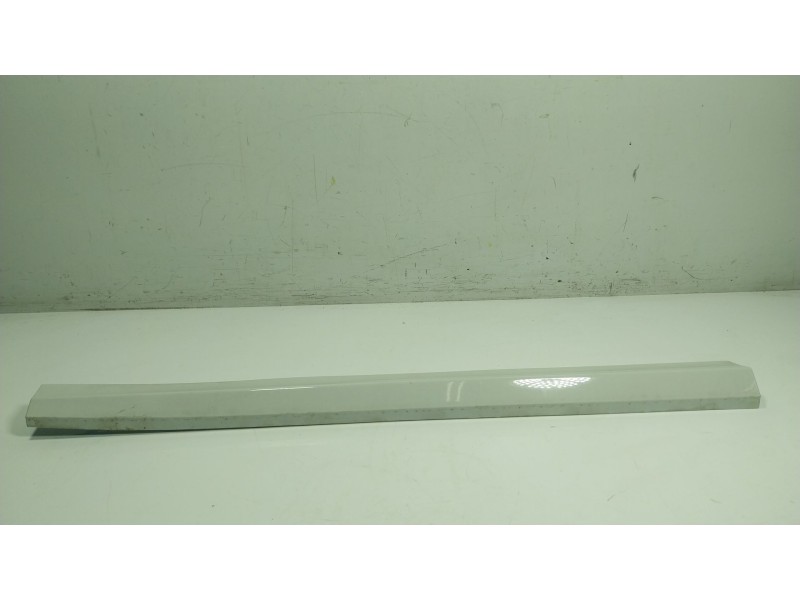 Recambio de moldura para bmw x1 (f48) xdrive 20 d referencia OEM IAM  51138060271 