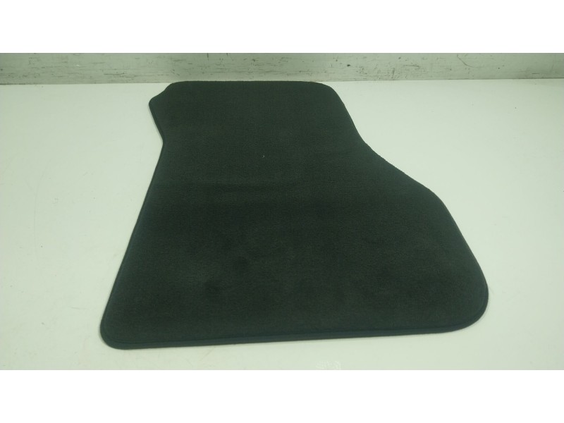 Recambio de juego tapizados / cartoneras para bmw x1 (f48) xdrive 20 d referencia OEM IAM   