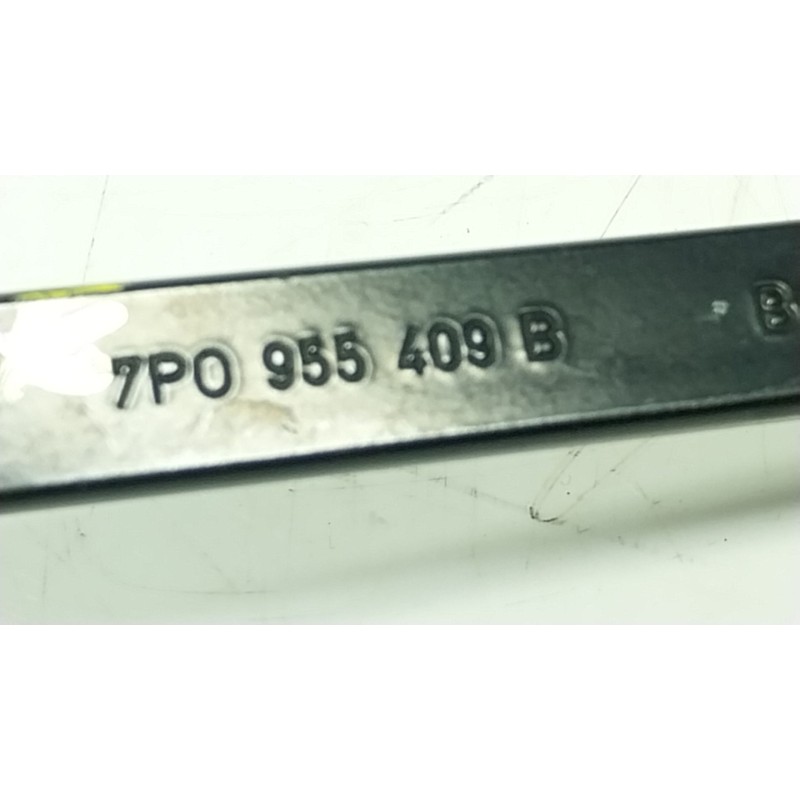 Recambio de brazo limpia delantero izquierdo para porsche cayenne (92a) 3.6 gts referencia OEM IAM  7P0955409B 