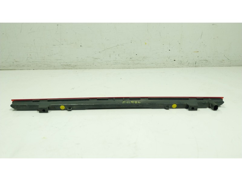 Recambio de piloto trasero central para porsche cayenne (92a) 3.6 gts referencia OEM IAM  7P5945097A 