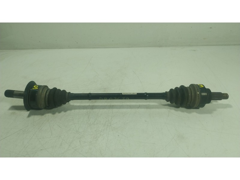 Recambio de transmision trasera derecha para bmw 3 (f30, f80) 320 d referencia OEM IAM  7597682AI04 