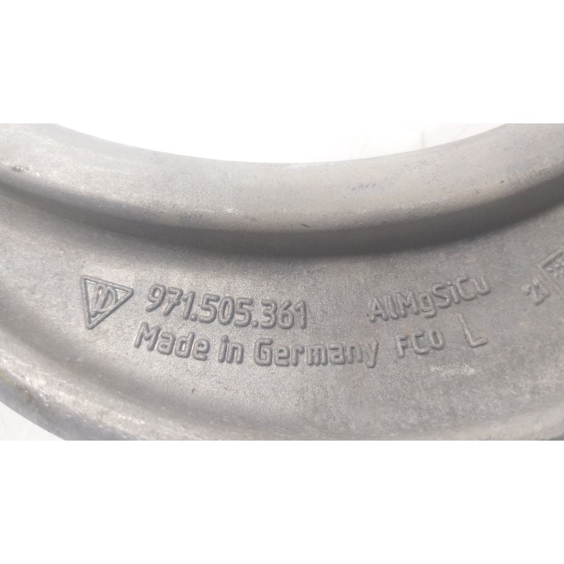 Recambio de brazo suspension superior trasero izquierdo para porsche panamera (971) 4.0 turbo s (97bfr1) referencia OEM IAM 9715