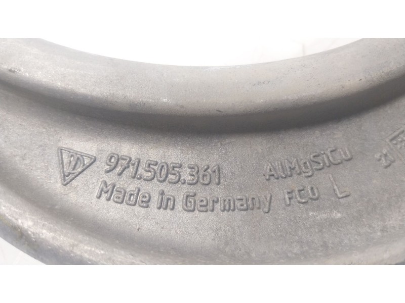 Recambio de brazo suspension superior trasero izquierdo para porsche panamera (971) 4.0 turbo s (97bfr1) referencia OEM IAM 9715