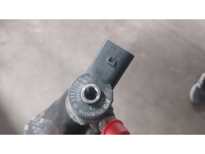 Recambio de inyector para bmw x1 (f48) xdrive 20 d referencia OEM IAM  8514148 