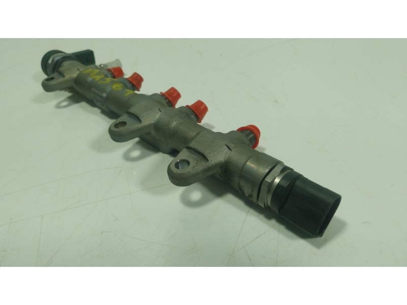 Recambio de rampa inyectora para bmw x1 (f48) xdrive 20 d referencia OEM IAM  851415402 