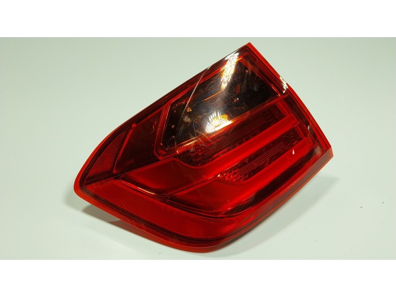 Recambio de piloto trasero izquierdo para bmw 3 (f30, f80) 320 d referencia OEM IAM  6321737278302 