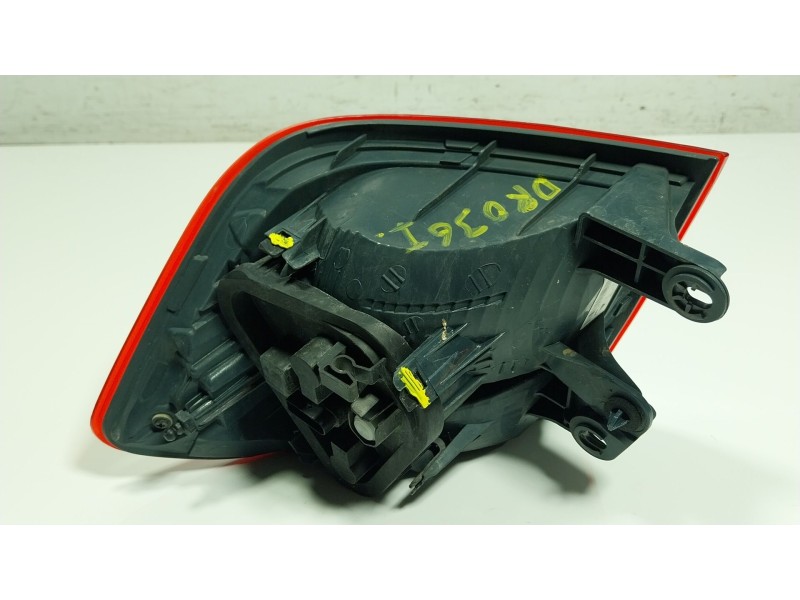 Recambio de piloto trasero izquierdo para bmw 3 (f30, f80) 320 d referencia OEM IAM  6321737278302 