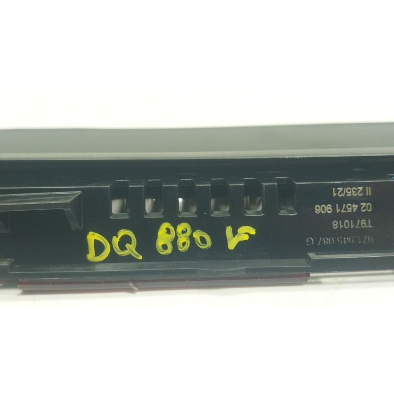 Recambio de piloto trasero central para porsche panamera (971) 4.0 turbo s (97bfr1) referencia OEM IAM 971945087G 971945087G 