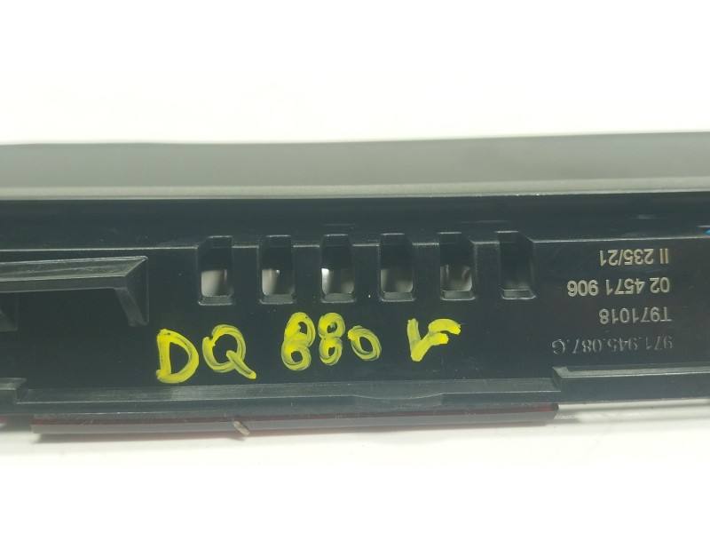 Recambio de piloto trasero central para porsche panamera (971) 4.0 turbo s (97bfr1) referencia OEM IAM 971945087G 971945087G 