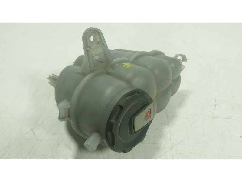 Recambio de deposito expansion para audi a5 (f53, f5p) 2.0 tdi referencia OEM IAM  8W0121405G 