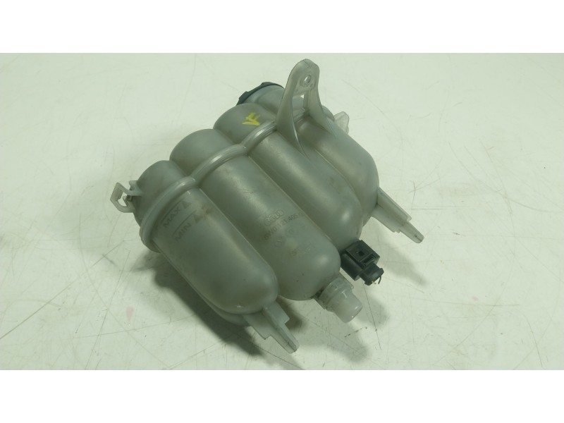 Recambio de deposito expansion para audi a5 (f53, f5p) 2.0 tdi referencia OEM IAM  8W0121405G 