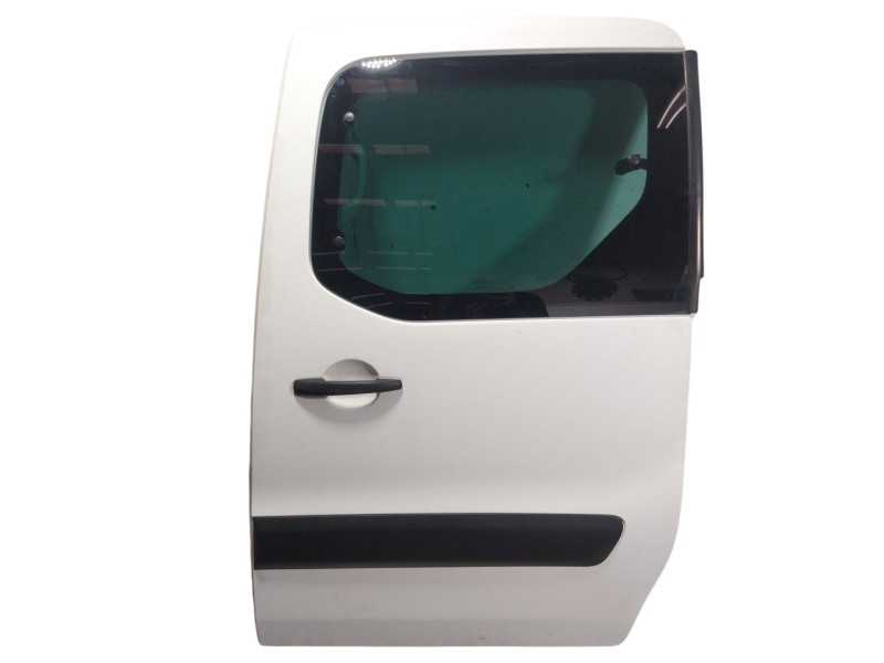 Recambio de puerta lateral izquierda para peugeot partner tepee 1.6 bluehdi 100 referencia OEM IAM 9831169780  