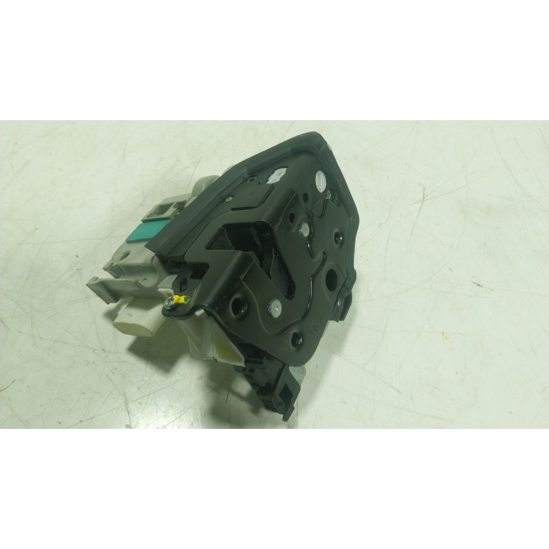 Recambio de cerradura puerta delantera derecha para audi a5 (f53, f5p) 2.0 tdi referencia OEM IAM  8X1837016C 