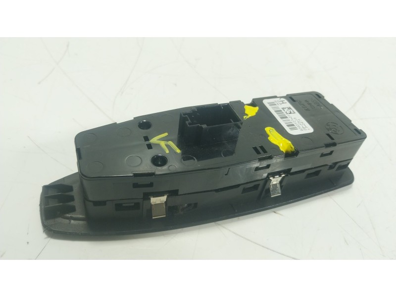 Recambio de mando elevalunas delantero izquierdo para bmw x1 (f48) xdrive 20 d referencia OEM IAM  936210701 