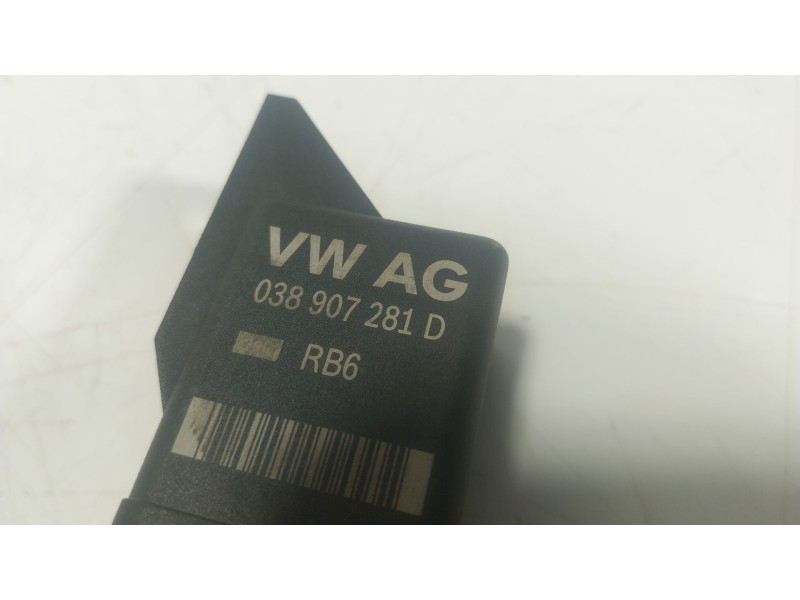 Recambio de caja precalentamiento para audi a5 (f53, f5p) 2.0 tdi referencia OEM IAM  038907281D 