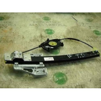 ELEVALUNAS TRASERO DERECHO 