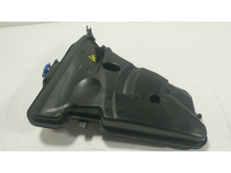 Recambio de deposito limpia para bmw 5 (g30, f90) 530 d xdrive referencia OEM IAM 61668071739 10543512 