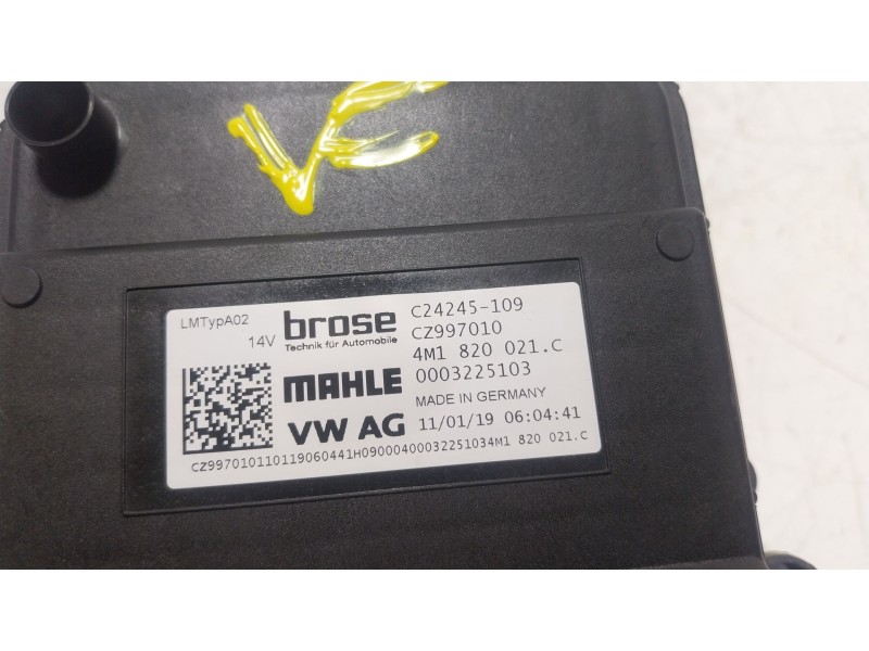 Recambio de motor calefaccion para audi a5 (f53, f5p) 2.0 tdi referencia OEM IAM  4M1820021C 