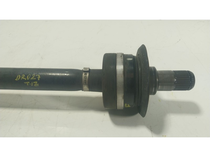 Recambio de transmision trasera izquierda para bmw x6 (g06, f96) m referencia OEM IAM  764740901 