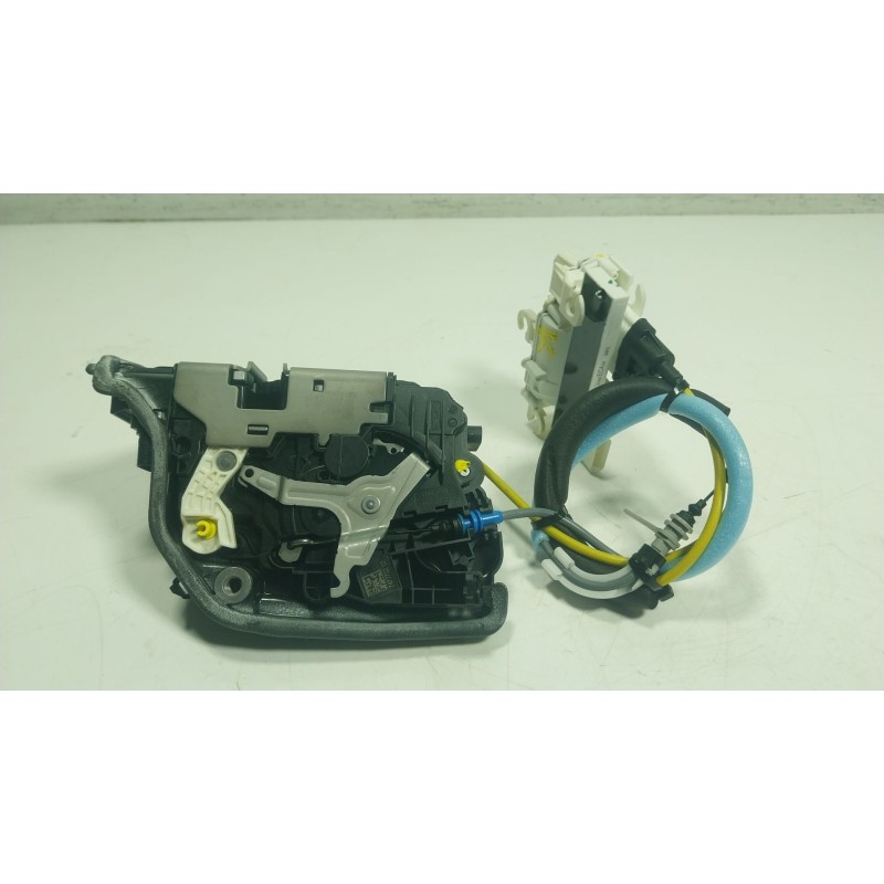 Recambio de cerradura puerta delantera derecha para bmw 8 gran coupe (g16, f93) 840 i xdrive referencia OEM IAM  5121747770202 