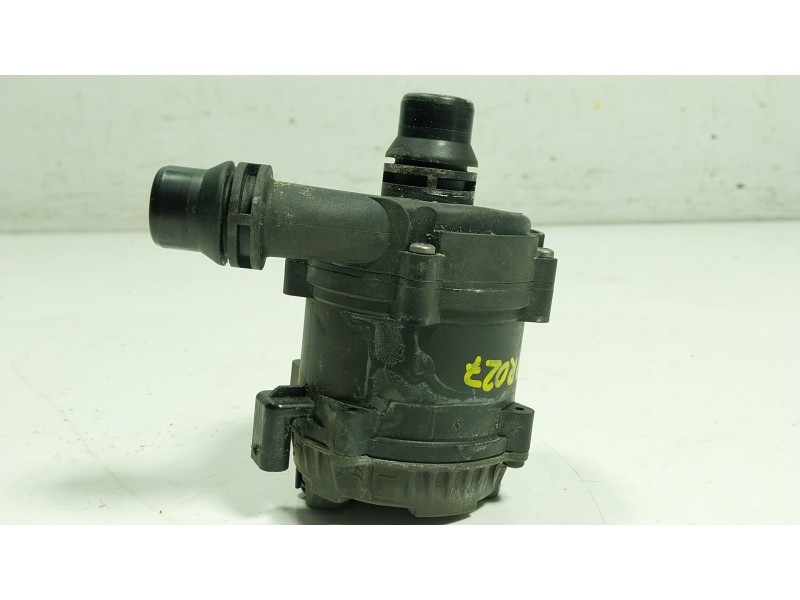 Recambio de bomba agua para bmw x6 (g06, f96) m referencia OEM IAM  863823703 