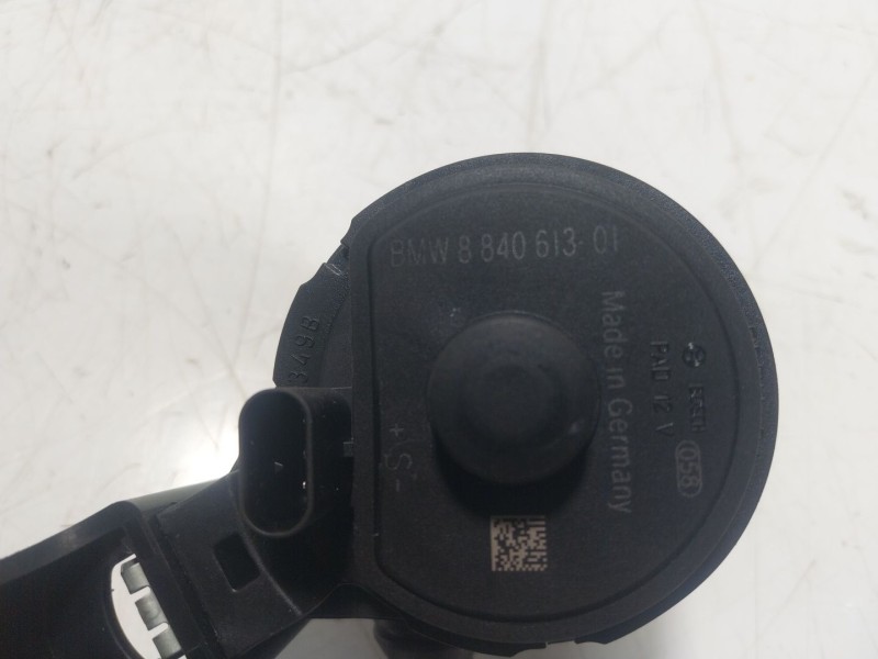Recambio de bomba agua para bmw 8 coupé (g15, f92) 840 d xdrive referencia OEM IAM 64218840613 884061301 