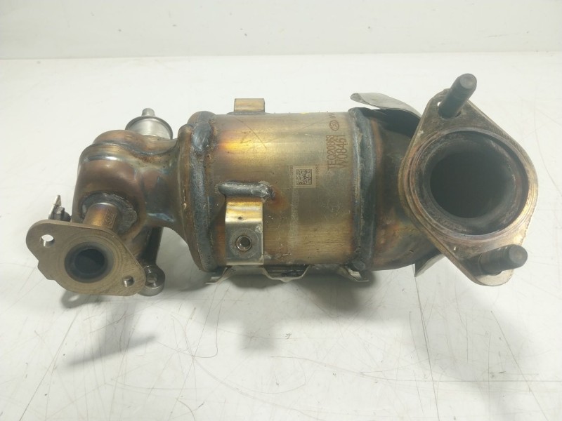 Recambio de catalizador para kia niro ii (sg2) 1.6 gdi hybrid referencia OEM IAM 2853008460 TEQ20863 