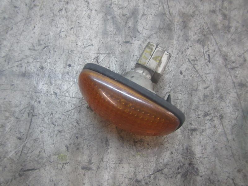 Recambio de piloto lateral derecho para nissan primera berlina (p11) gx referencia OEM IAM   