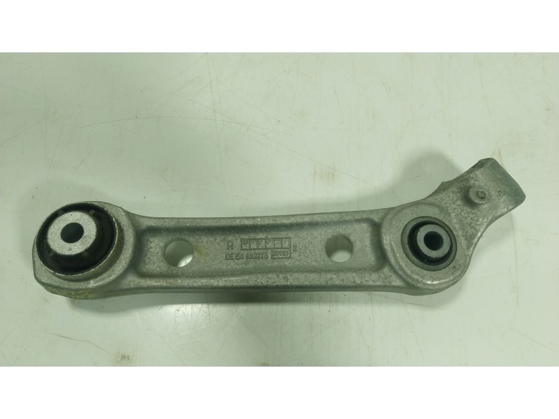 Recambio de brazo suspension inferior delantero derecho para bmw 5 (g30, f90) 530 d xdrive referencia OEM IAM 31106861182 311268