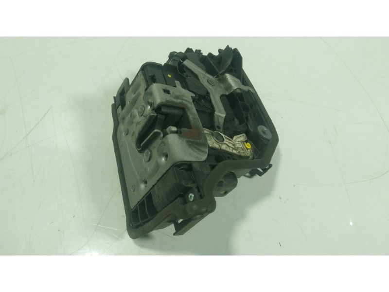 Recambio de cerradura puerta delantera derecha para bmw x1 (f48) xdrive 20 d referencia OEM IAM  51217281934 