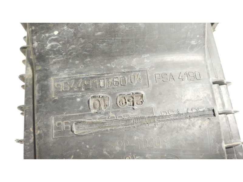 Recambio de filtro aire para peugeot 508 i (8d_) 2.0 hdi referencia OEM IAM  9644910780 