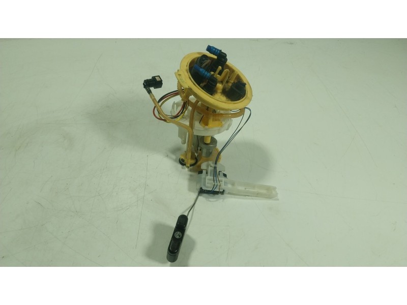 Recambio de aforador para audi a5 (f53, f5p) 2.0 tdi referencia OEM IAM  8W0919088K 