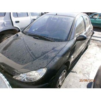 PEUGEOT 206 BERLINA