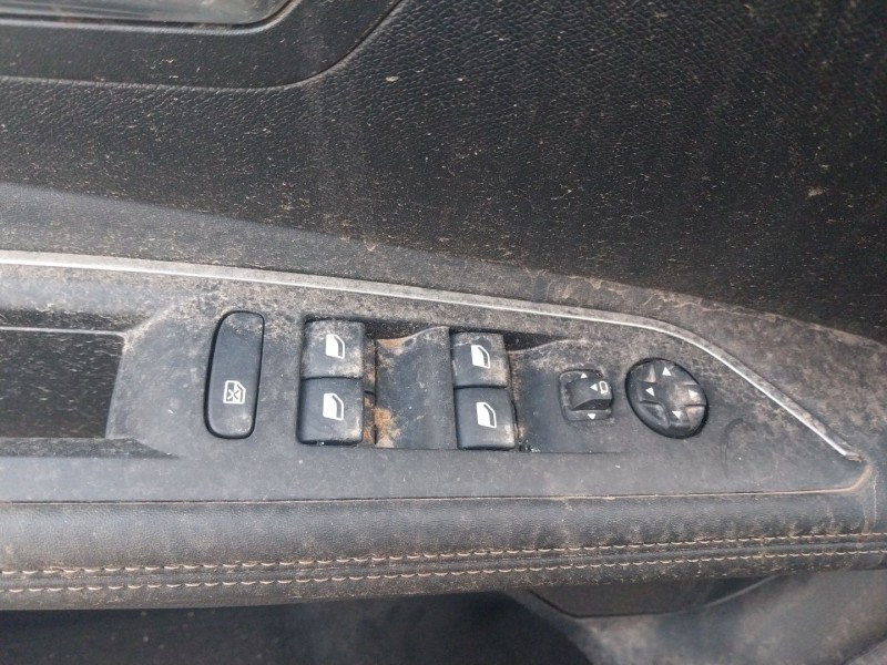 peugeot 3008 ii suv (mc_, mr_, mj_, m4_) del año 2024