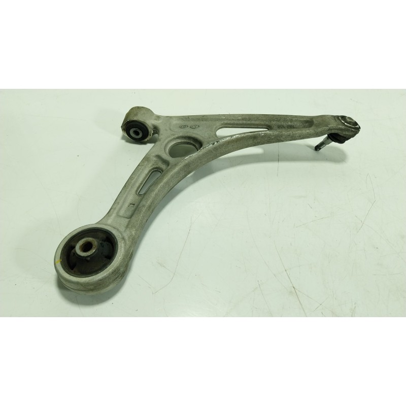 Recambio de brazo suspension inferior delantero izquierdo para kia niro i (de) 1.6 gdi hybrid referencia OEM IAM   
