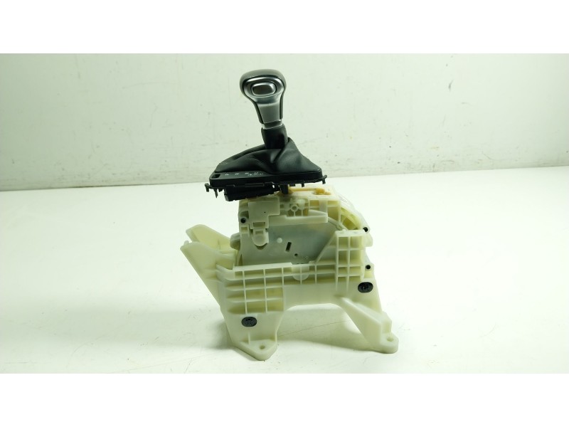 Recambio de palanca cambio para kia niro i (de) 1.6 gdi hybrid referencia OEM IAM  46701D4430 