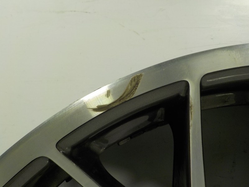 Recambio de llanta para porsche macan (typ ) s referencia OEM IAM 95B601025MOC6  