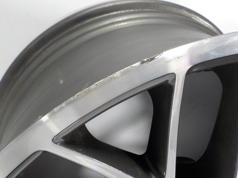 Recambio de llanta para porsche macan (typ ) s referencia OEM IAM 95B601025MOC6  