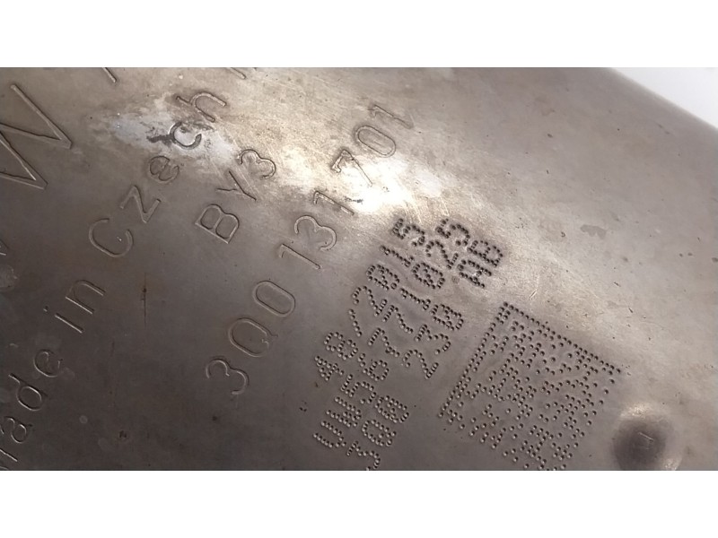 Recambio de catalizador para audi q3 (8ub, 8ug) 2.0 tdi referencia OEM IAM 5N0254303EX 3Q0131701 