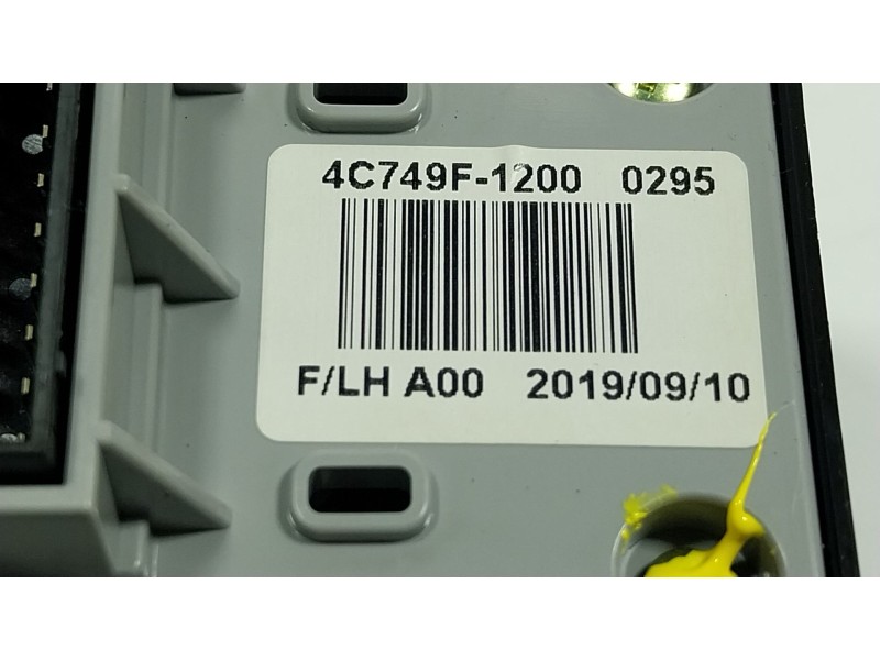 Recambio de mando elevalunas delantero izquierdo para kia niro i (de) 1.6 gdi hybrid referencia OEM IAM  93570G5240 